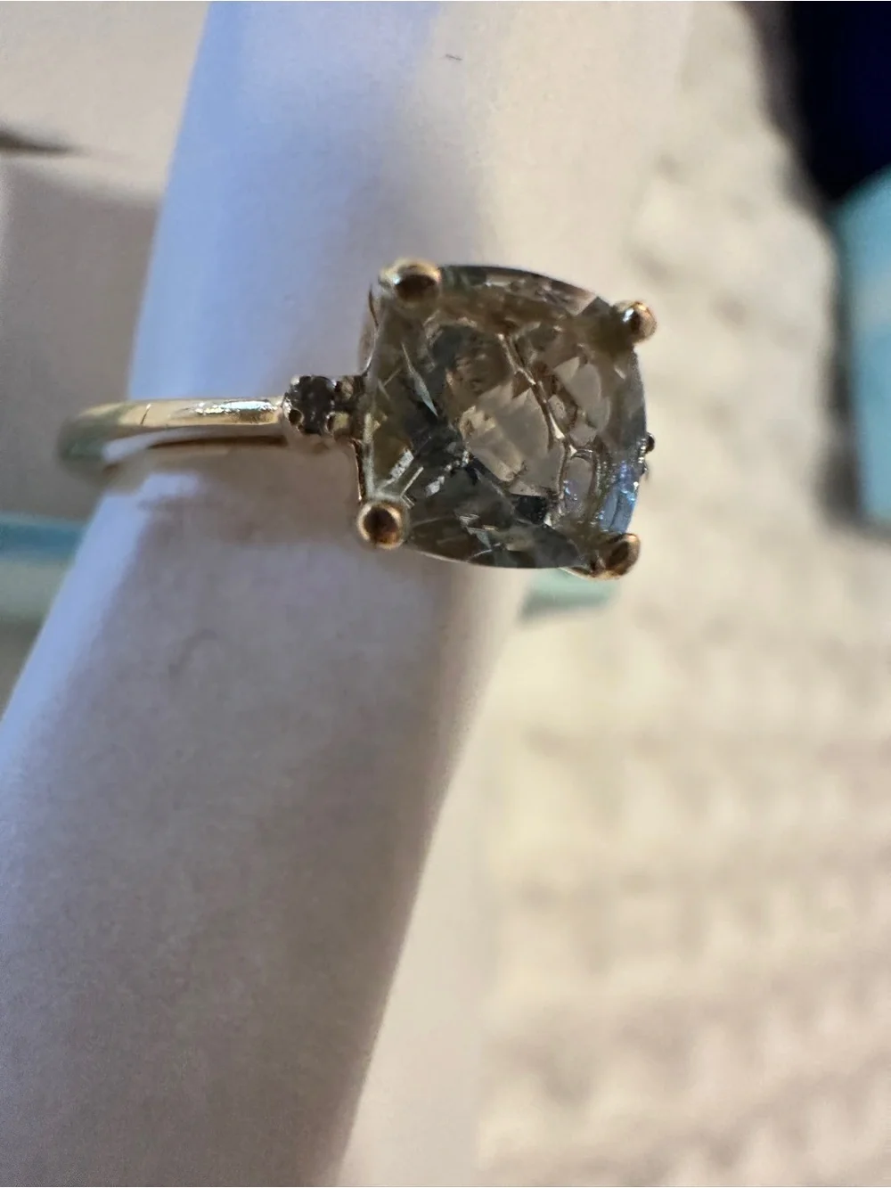 Stunning 14k Classic Gold Ring with Aquamarine Cushion-Cut Stone